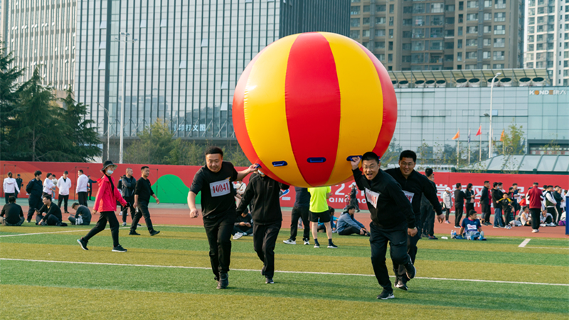 全民運動會 黃發(fā)展風(fēng)采(圖7) 全民運動會 黃發(fā)展風(fēng)采(圖7)