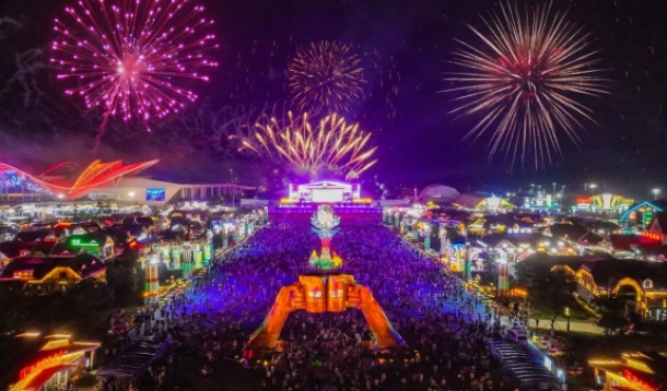 開(kāi)啟“歡動(dòng)”模式！第34屆青島國(guó)際啤酒節(jié)在金沙灘啤酒城盛大開(kāi)幕