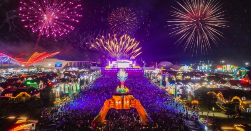 開啟“歡動(dòng)”模式！第34屆青島國(guó)際啤酒節(jié)在金沙灘啤酒城盛大開幕